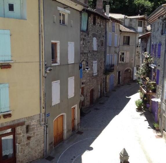 Номер Стандарт, L Auberge De Montpezat