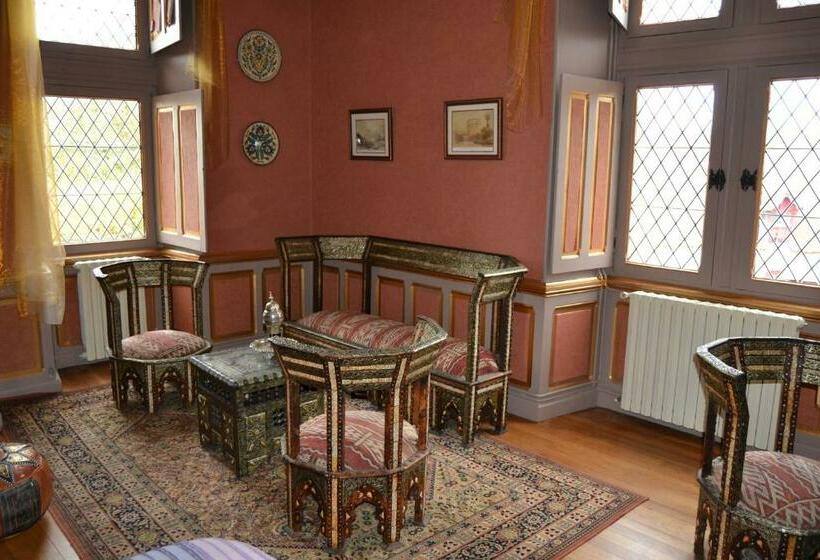 Номер Superior, Château De Peufeilhoux