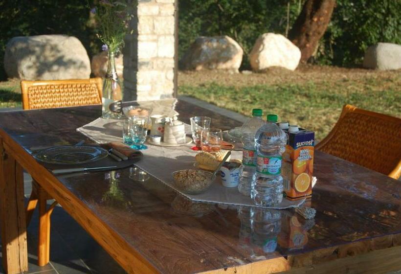 スリーベッドルーム　ヴィラ, Agriturismo Casa Del Castagneto