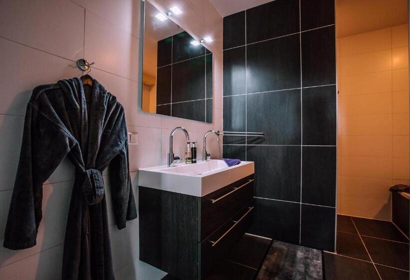 家庭房间共用浴室, B&b/boertel De Meander
