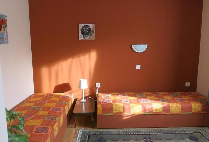 Люкс, Apartmány Sedmikráska