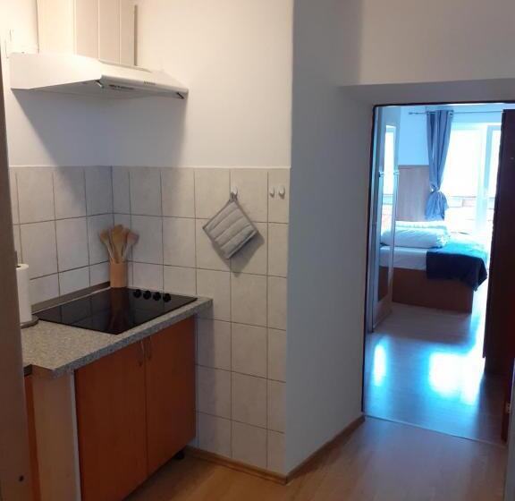 침실 1개 아파트, Zirnberg Appartements
