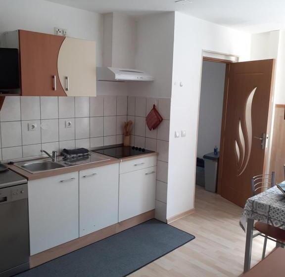Апартаменты 1 Спальня, Zirnberg Appartements