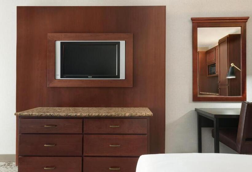 غرفه قياسيه سريرين مزدوجين, The Clover Hotel, Ascend Hotel Collection
