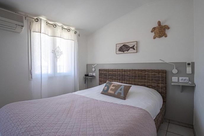 Triple Room Sea View, Hostellerie Provencale