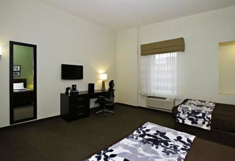スイート, Sleep Inn And Suites Downtown Inner Harbor