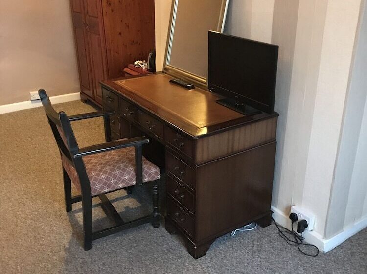 Семейный Номер, Severn View