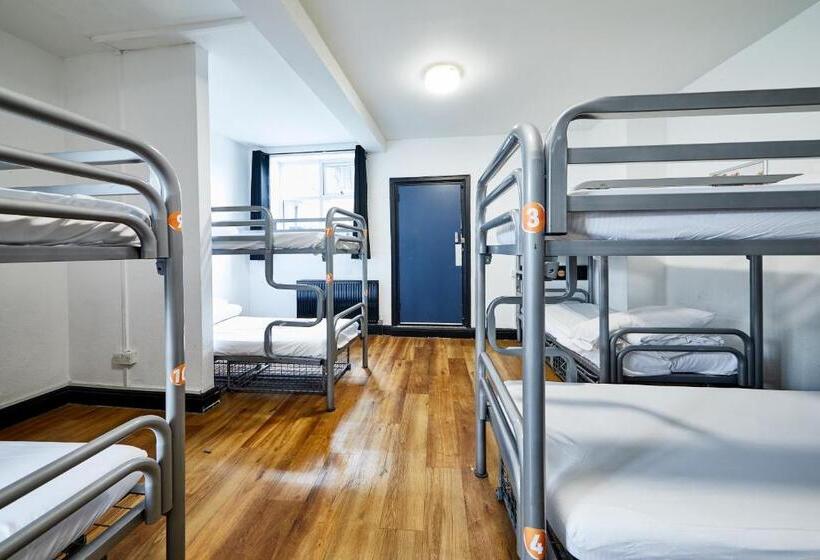 Кровать в Многоместном Номере с Общей Ванной, St Christopher S Inn Camden