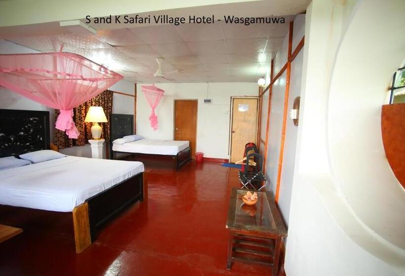 스탠다드 트리플 룸, S And K Safari Village Hotel   Wasgamuwa