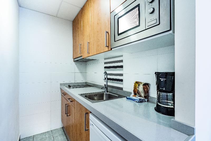 스탠다드 스튜디오, Apartamentos Sunway San Jorge