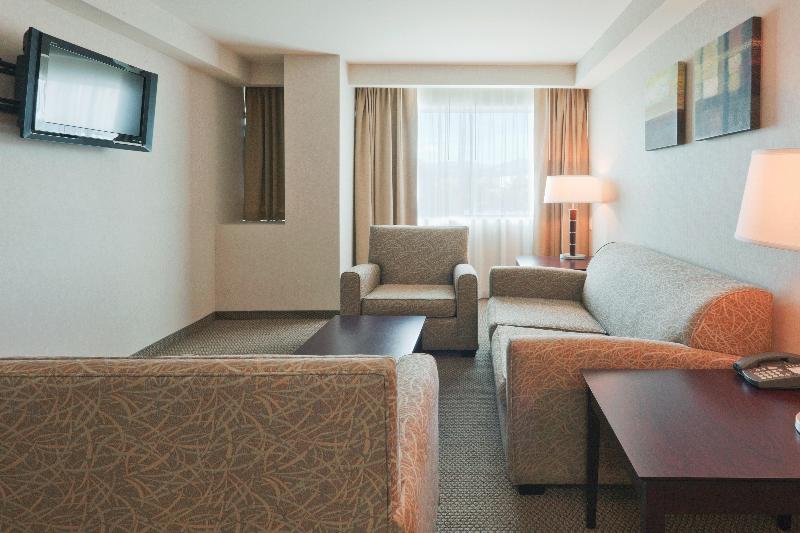 キングサイズベッドのスイートルーム, Crowne Plaza Leon, An Ihg