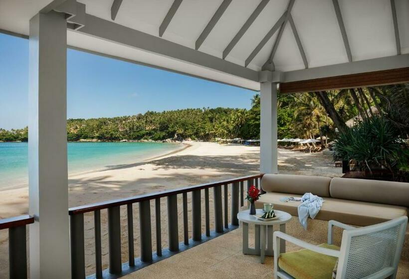 سوییت لوکس, The Surin Phuket