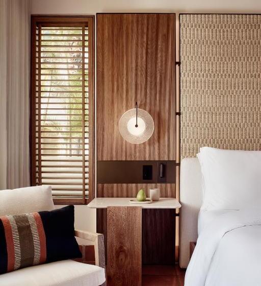 キングサイズベッドのデラックスルーム, The St. Regis Punta Mita Resort