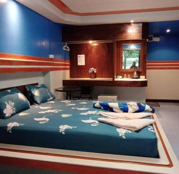 Номер Стандарт, Mom Boutique Railay