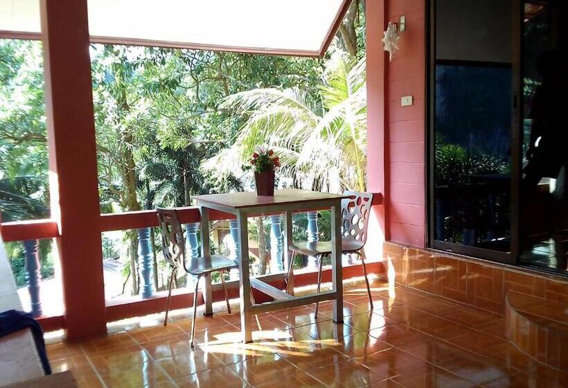 Бунгало Стандарт, Mom Boutique Railay