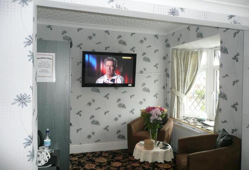 デラックスルーム, Cherry Blossom Guest House