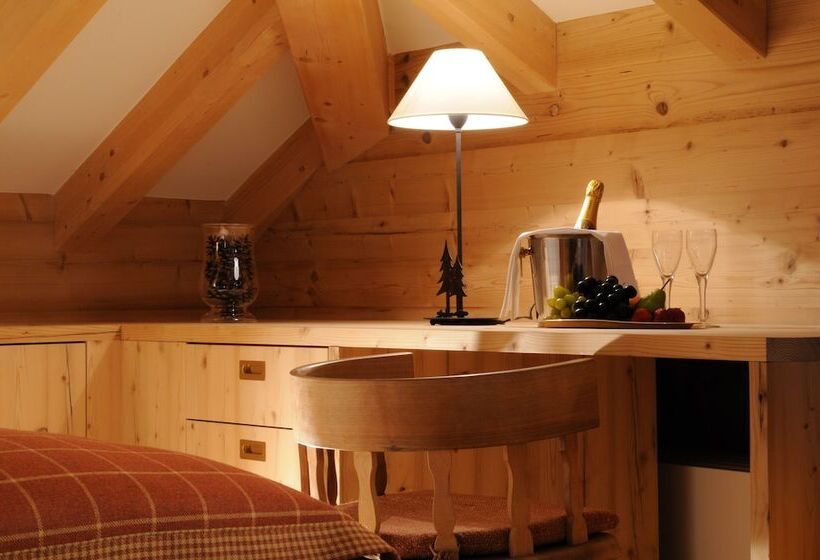 Quarto Estandard Vista Montanha, Albris