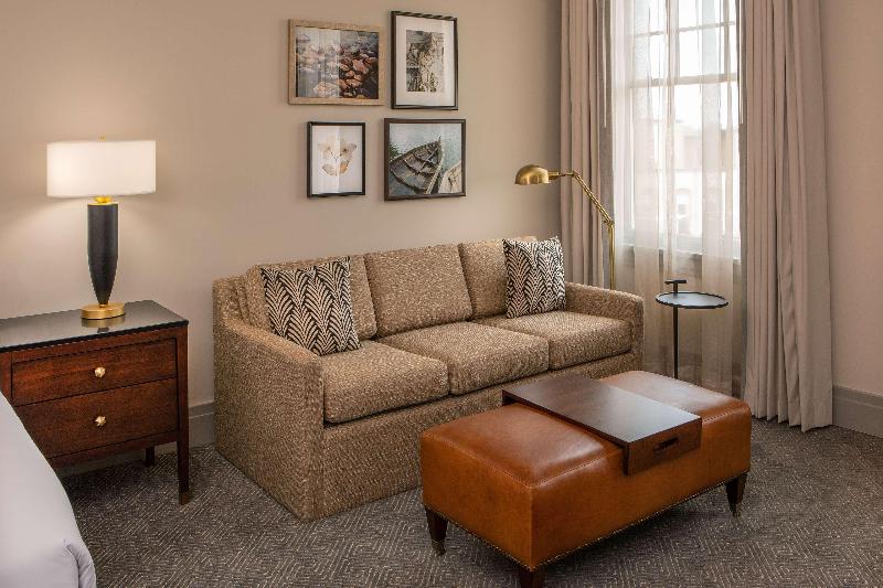 Люкс Премиум, Holiday Inn Express Hotel & Suites San Dimas, An Ihg