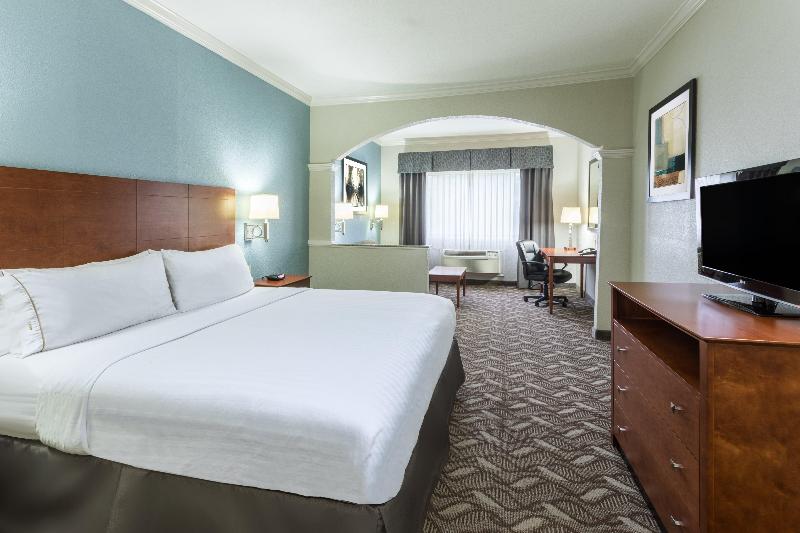Люкс Адаптированный для Инвалидов, Holiday Inn Express Hotel And Suites Lake Charles, An Ihg