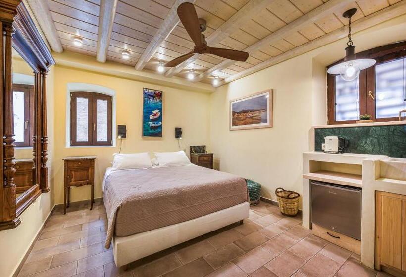 Номер Стандарт, Rastoni Hotel Aegina