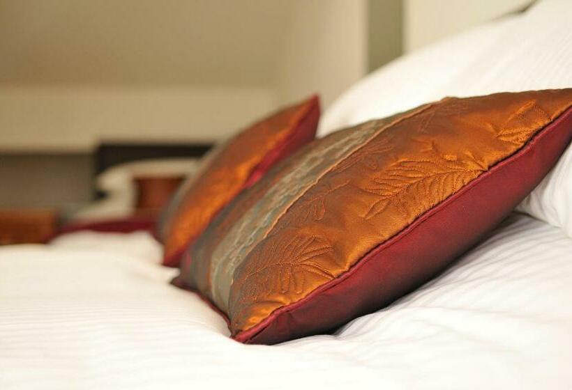 Семейный Номер, Balmoral Guest House