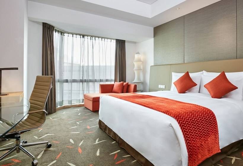 标准间带双人床, Crowne Plaza Zhongshan Wing On City, An Ihg