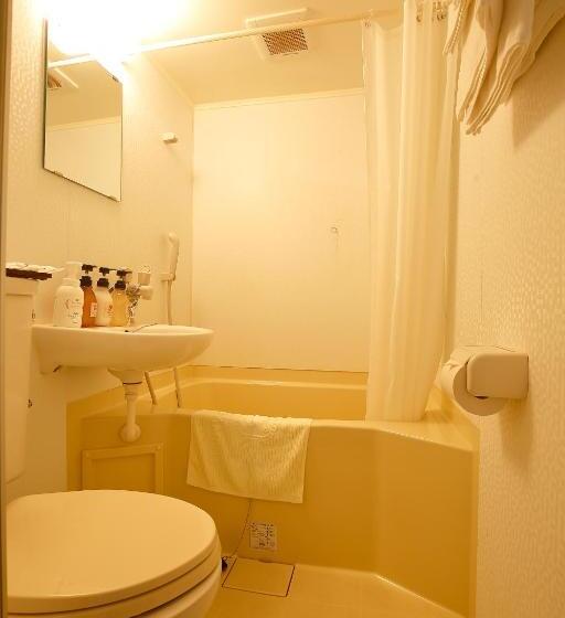 标准三人间, Grampus Inn Osaka