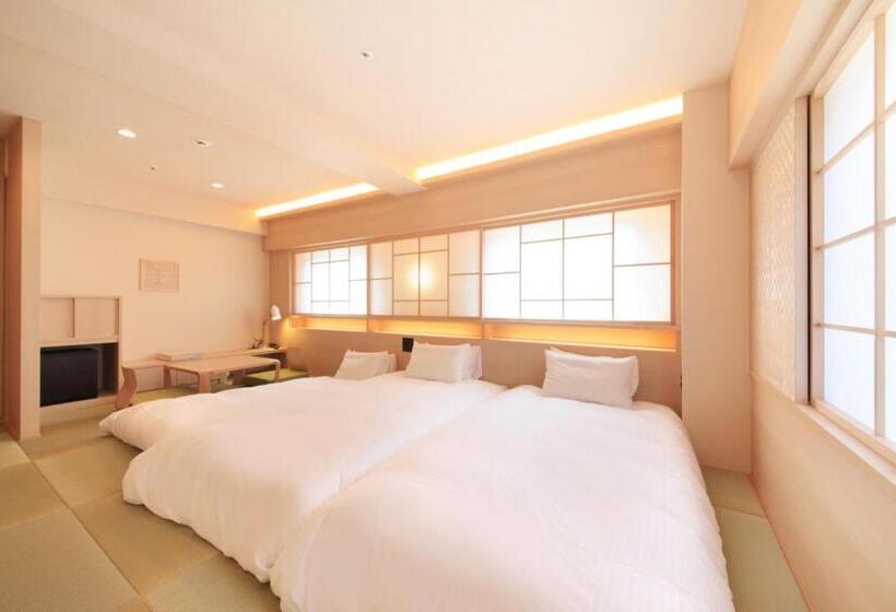 Номер Стандарт Трехместный, Richmond Hotel Kagoshima Kinseicho