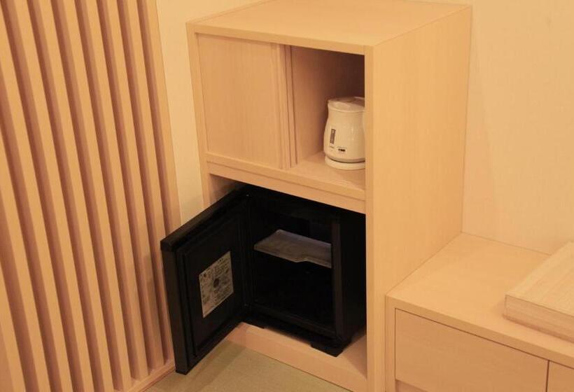 Четырехместный Номер Стандарт, Richmond Hotel Kagoshima Kinseicho