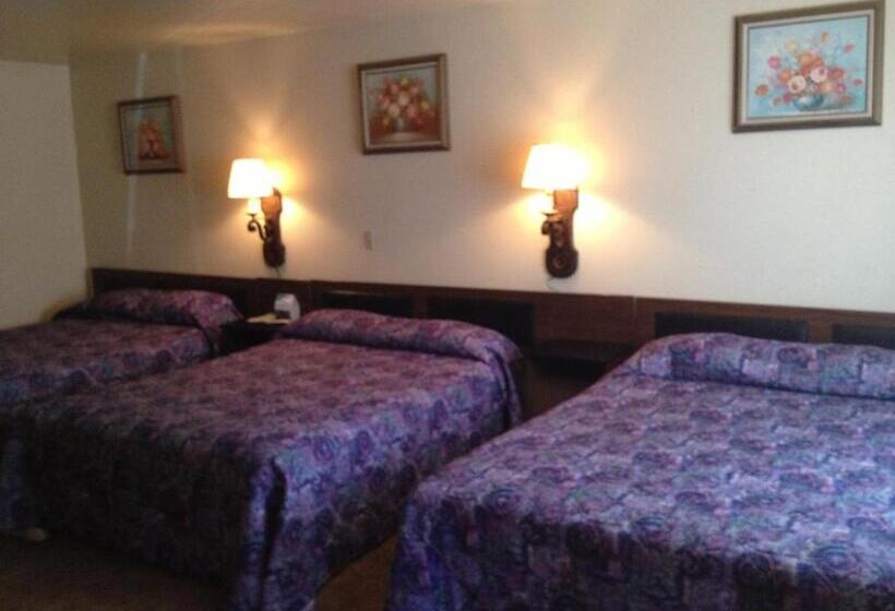 标准三人间, Budget Inn