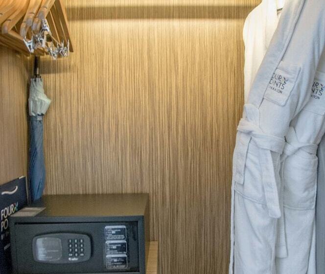 Номер Deluxe, Four Points By Sheraton Qingdao, Chengyang