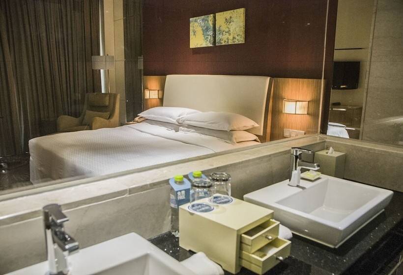 Номер Executive, Four Points By Sheraton Qingdao, Chengyang
