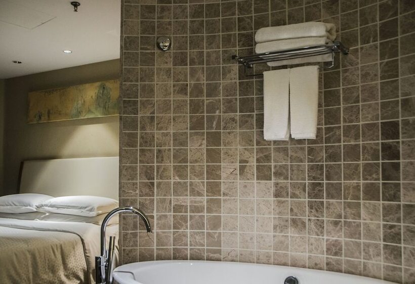 Люкс Superior, Four Points By Sheraton Qingdao, Chengyang