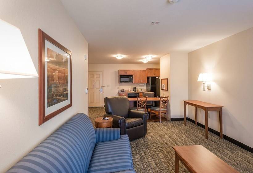 Люкс Адаптированный для Инвалидов, Candlewood Suites Mobile Downtown, An Ihg
