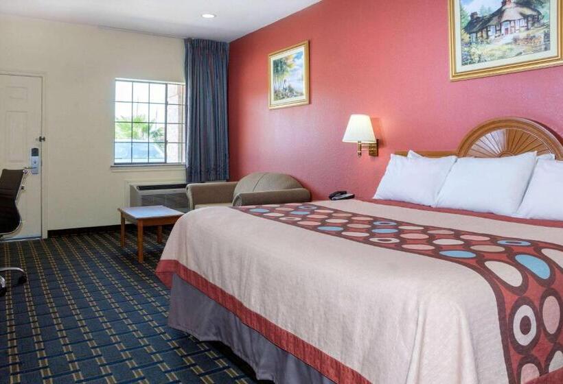 Люкс Deluxe Кровать Кинг, Super 8 By Wyndham Stafford Sugarland Area