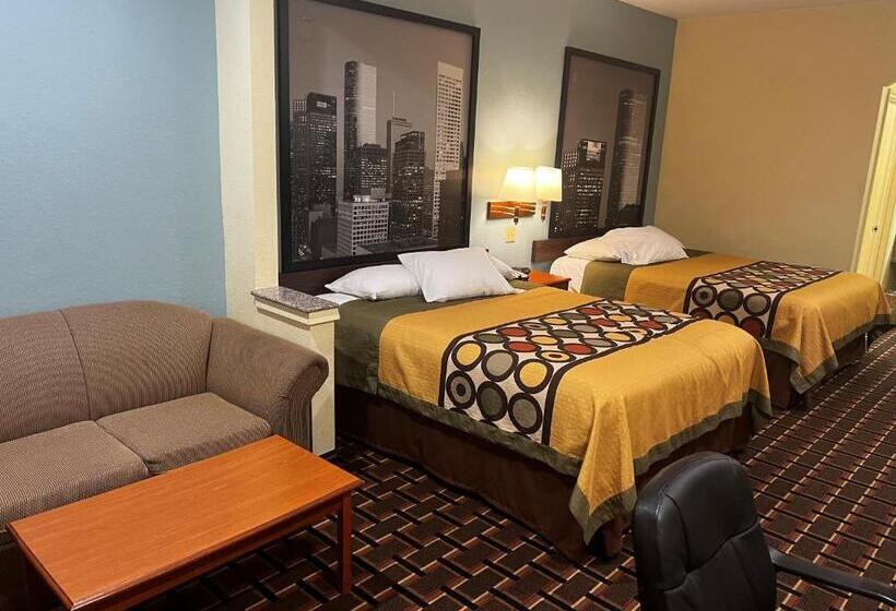 Студия Стандарт, Super 8 By Wyndham Stafford Sugarland Area