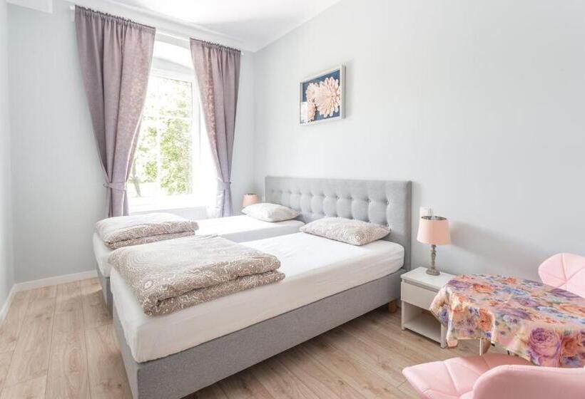 اتاق استاندارد, Babel Hostel, Dworzec Pkp, Rynek