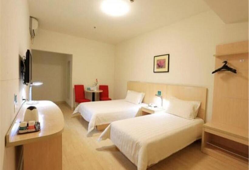 Семейный Номер Superior, Jinjiang Inn Qingdao Zhongshan Road