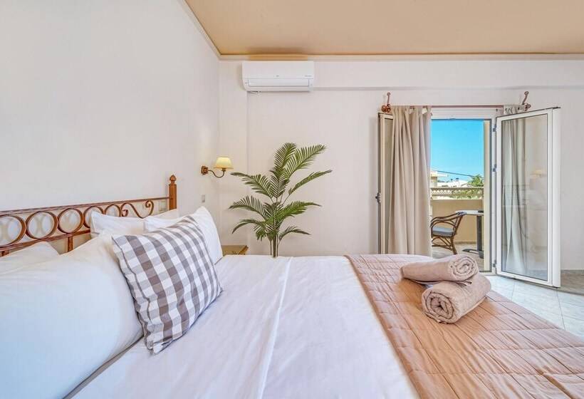 Студия Superior, Socrates Hotel Malia Beach