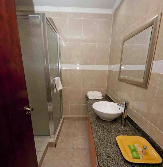 חדר סטנדרט, Cresta Inn