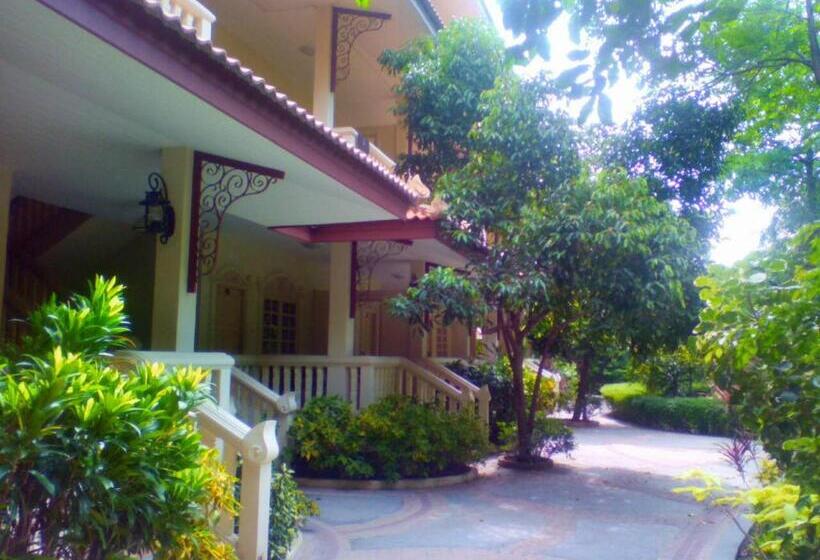 수피리어 룸, Momchailai River Retreat