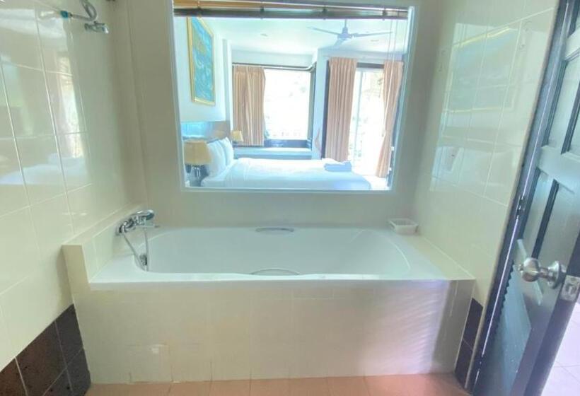 스탠다드 룸, Sm Patong Resort