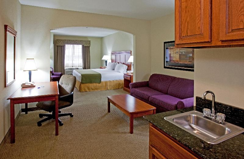 Люкс Адаптированный для Инвалидов, Holiday Inn Express Hotel And Suites Ada, An Ihg