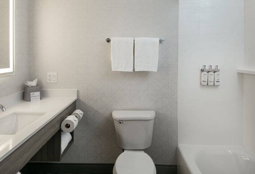 Номер Стандарт Двуспальная Кровать, Holiday Inn Express Corvallis On The River, An Ihg