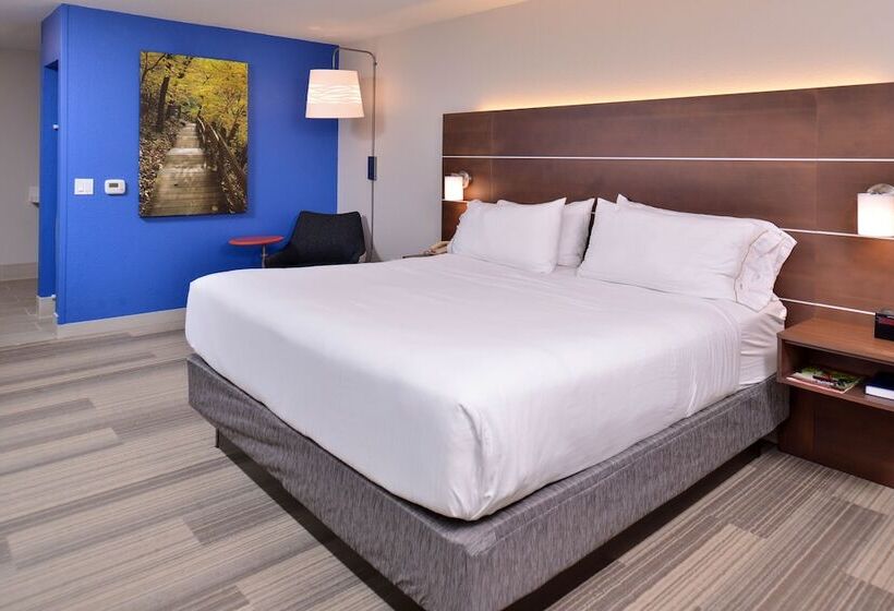 Люкс Адаптированный для Инвалидов, Holiday Inn Express And Suites Stevens Point By Ihg