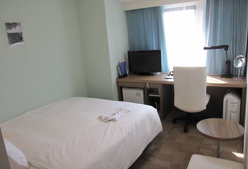 Номер Deluxe, Daiwa Roynet Hotel Okinawa Kenchomae