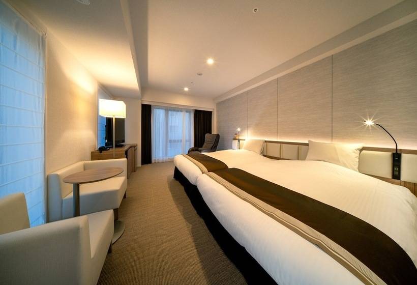 Номер Deluxe, Daiwa Roynet Hotel Okinawa Kenchomae
