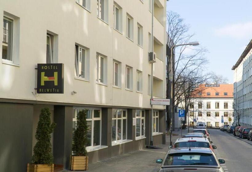 Номер Стандарт Совместная Ванная, Hostel Helvetia   Privates In City Center And Old Town