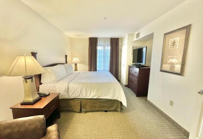 Люкс Кровать Кинг, Staybridge Suites Detroit Novi, An Ihg