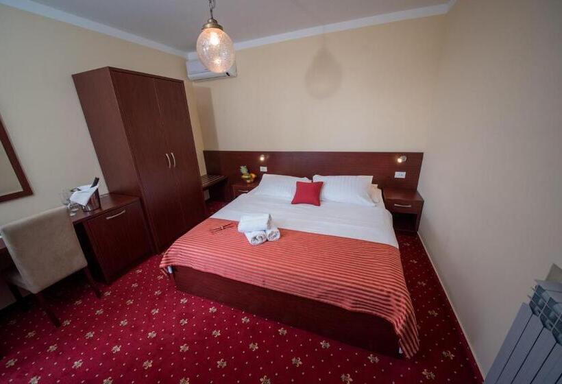 Standard Room with Balcony Side Sea View, Villa Anton